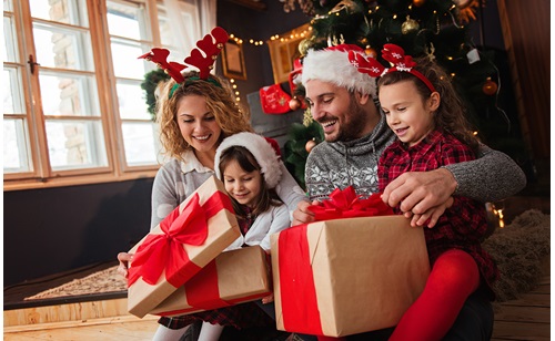 9+1 Top Χριστουγεννιάτικα δώρα από την INTERSPORT: Υπέροχες ιδέες για όλους!